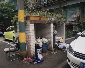 蓓蕾中巷1号2室1厅东南
