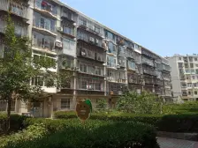 电梯房,生活安逸的小区,环山而居空气清新,价格可议