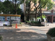 五楼复六楼,板块少见的低总价复式,小区中间位置
