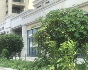 :电梯房。出行便利户型好低总价,近地铁口