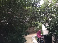 周边配套大卖场与教育资源丰富,临近轨交3号线与8号线。