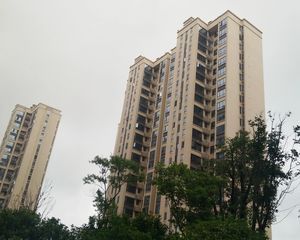 溪湖家园(艾湖家园)南北通透,采光好视野好,诚心出售