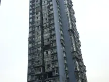 跃进村 渝新花园二房51.5万