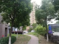 商品房,店长推荐,房东诚心出售,价格可以谈的,急售