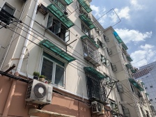 老静安曹家渡,武宁路站,降J诚售,区楼层,满五税少,看房方便