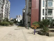 诚急售 封闭小区 三室二厅 大平层 装修好 直接入住