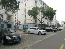 产证满五唯一、税少 房东换房诚心出售 朝北车库