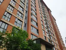 高区 视野采光无遮挡 有地下产权车位 直通地库 精装带地暖