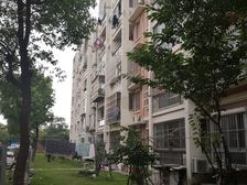 房型方正 使用面积大 安静小区 出行方便