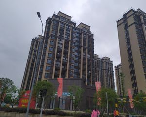 康丽花园1室1厅 1厨 1卫楼层好位置佳