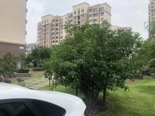 近地铁,南北通透,户型方正,得房率高