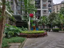 房屋满五,住家装修,标准单间配套,出行方便