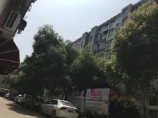 新竹小区精装房 楼层好 交通便利