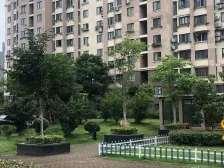 2012年小区,花园旁,大面积,全明!