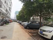 2008年标准的大两房,格局还不错,诚心卖看房方便