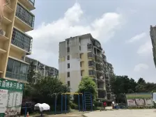 中磊锦绣365 南北通透,采光好 装修好,环镜优美 近地铁 中间楼层