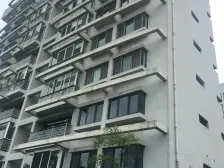 满五税费少,四周有院子,二楼有露台,边套独栋