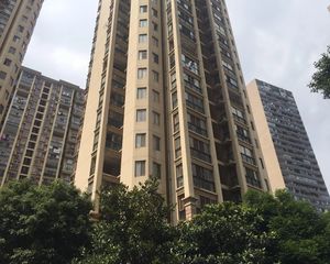 2/5/6号线地铁口,小高层,楼层优质,复式2房!