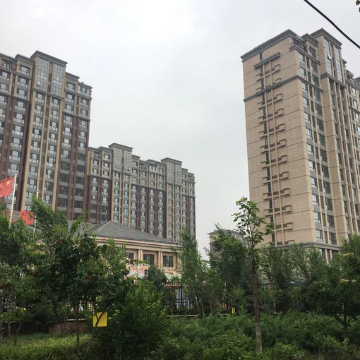 泽信·加州华府3室2厅2卫南北朝向3000.00元/月出租