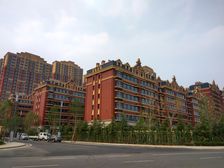 长城路花园里的小区,业主急售,随时看房