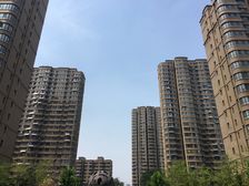 户型方正无浪费面积,采光充足。