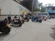 此房是电梯房,东北户,采光充足交通便利