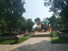 恒大绿洲一期 装修好,环镜优美 近地铁 视野好,诚心出售