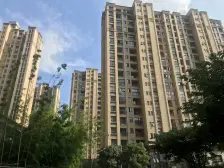 尚景花苑南北通双阳台,满二年,毛坯可随意装修,非底楼