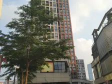 万科金域华庭 两房 69平 保养好带韩国客租约。