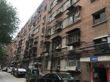 肿瘤医院宿舍3室1厅东西
