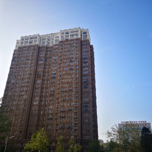 鼎城20083室2厅1卫南北朝向1300.00元/月出租