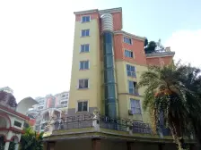 无贷款 无户口 4号线边 博爱湖边 全新