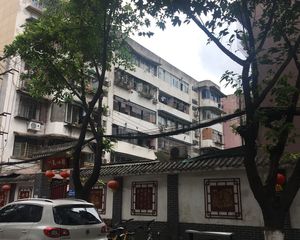 新鸿南二巷18号2室1厅西南
