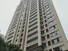 龙湖品质洋房小区,户型方正,精装修,带双车位