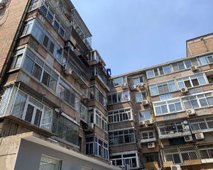 西安街甲2号3室1厅南北