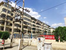 新都市区现房,价格低,毛坯4楼 可贷款