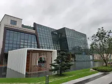 中建大平层,视野开阔,电梯入户。