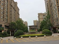全明户型,视野宽阔,纯边户,毛坯房。配套完善。