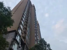 雅宝东方花园 南北通透四居 中间位置 前后不临街