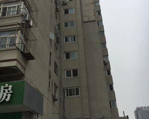 紫竹院98号院3室1厅东北