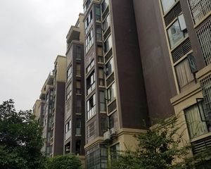 靖湖湾4室2厅东南