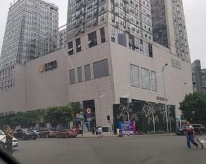 犀浦百伦广场2室2厅东南