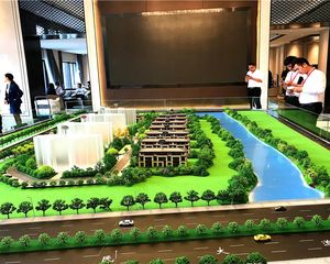 城区高品质别墅带地下室朝南大花园配套齐全