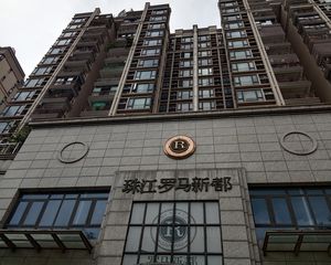 罗马新都三期小区花园电梯格局方正
