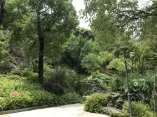 精装一室一厅,拎包入住,出脚方便