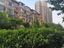 负一和一层同等面积,前后阳光房100平,花园50平