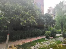 医学院 地铁口 园林式小区 南北通透