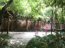 轻轨旁正规一室一厅,户型采光不错,业主诚心出售