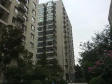 宏观蓝水岸位置很好,办公方便。