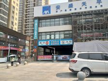 龙腾国际91平三室,有证满二精装修小三室,拎包入住